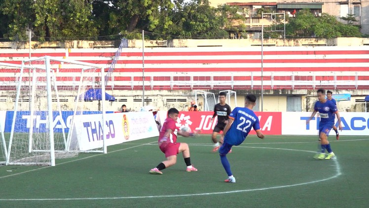 Công đoàn Ngân hàng Việt Nam quyết tâm chạm tay vào chiếc cúp vô địch