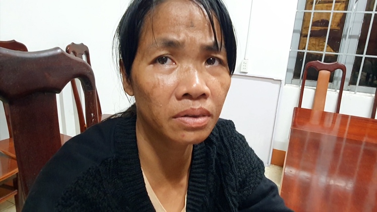 Khởi tố người mẹ thả con gái 1 tuổi xuống giếng ở Đắk Lắk