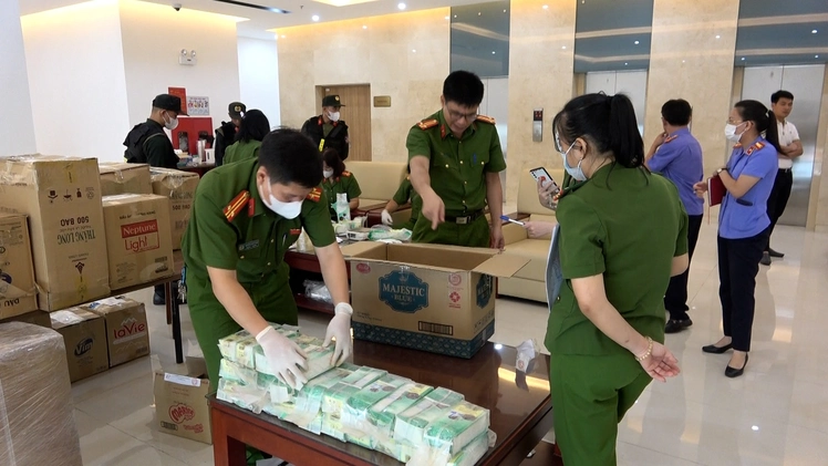 Triệt phá chuyên án mua bán gần 800kg ma túy từ Tam giác vàng về Việt Nam, bắt 13 người