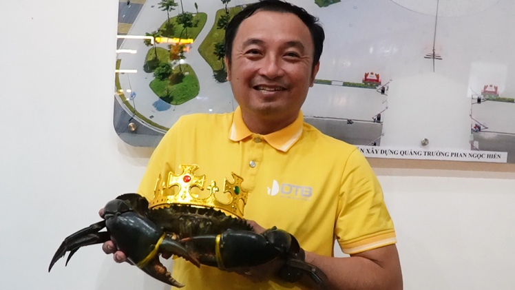 'Vua cua' Cà Mau 2025 nặng 1,82kg được đề nghị công nhận kỷ lục Việt Nam
