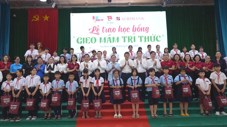 ‘Gieo mầm tri thức’ đến với 200 học sinh tỉnh Tây Ninh