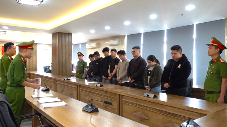 Khởi tố 43 bị can trong đường dây rửa tiền xuyên quốc gia quy mô hơn 67.000 tỉ