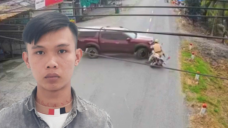 Tạm giữ người lái xe bán tải tông ngã xe cảnh sát giao thông