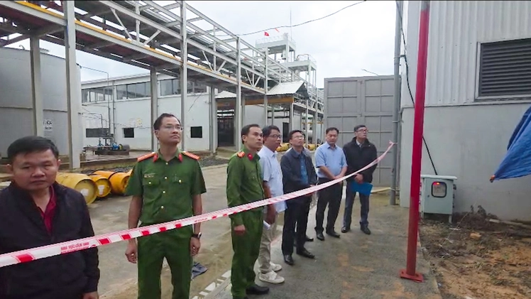 Hiện trường vụ nổ bồn chứa axit tại Tân Rai làm 2 công nhân tử vong