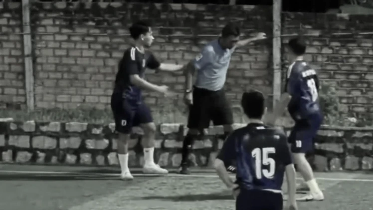 Trọng tài qua đời sau trận bóng đá phủi: Nhiều người tiếc thương, nhắc nhau điều lưu ý khi ra sân