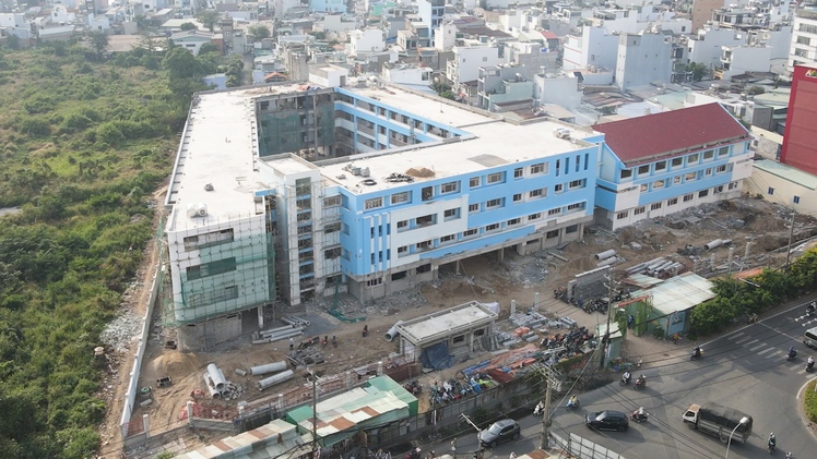 Trường tiểu học Trần Đại Nghĩa dần hoàn thiện trên khu đất từng là nghĩa trang Bình Hưng Hòa