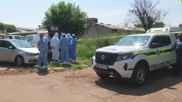 Xả súng kinh hoàng ở Nam Phi, 11 người chết, trong đó có bé trai 3 tuổi