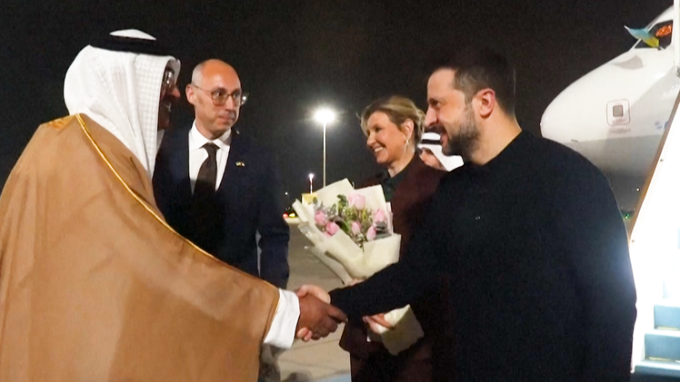 Video Tổng thống Zelensky đã đến UAE trong bối cảnh các cuộc đàm phán Mỹ - Nga sắp diễn ra