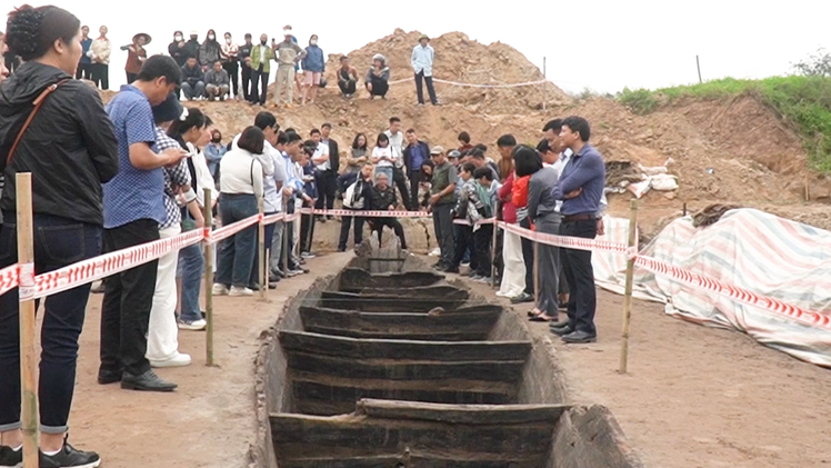 Thuyền cổ ở Bắc Ninh có kỹ thuật đóng độc đáo, khả năng từ thời Lý, thời Trần