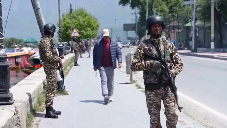 Pakistan bắn hạ nhiều tiêm kích và máy bay không người lái của Ấn Độ