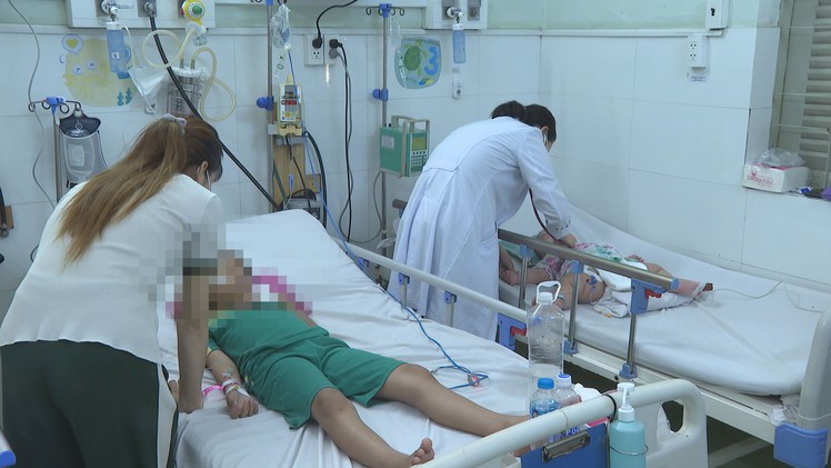 Góc nhìn trưa nay | Sốt xuất huyết vào mùa cao điểm, nhiều trẻ nguy kịch