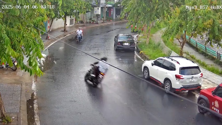 Hai sinh viên Ấn Độ chạy xe máy tông vào tường nhà dân ở Cần Thơ, 1 người chết