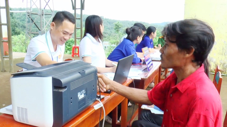 Góc nhìn trưa nay | Đưa dịch vụ hành chính công về thôn, ấp để thuận lợi cho người dân