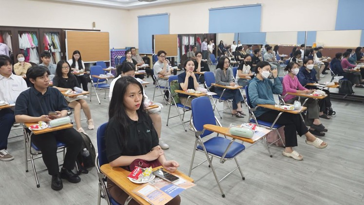 Trường Cao học Ngoại ngữ Seoul (SUFS) thăm TP.HCM