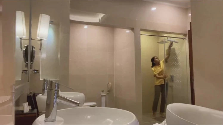 Tiếp sức đến trường: Giấu mẹ đi dọn phòng để nuôi ước mơ vào đại học