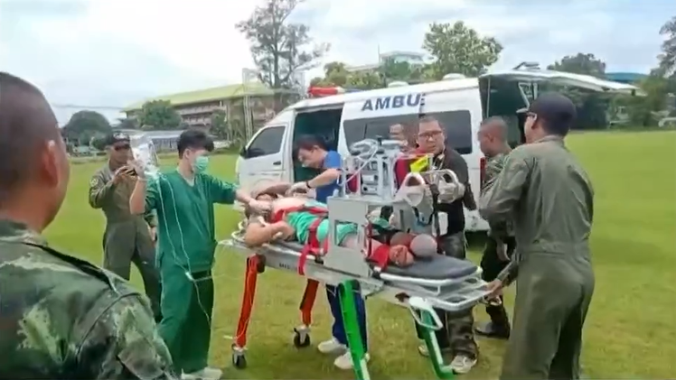 Ba binh sĩ Thái Lan bị thương khi giẫm mìn gần biên giới Campuchia