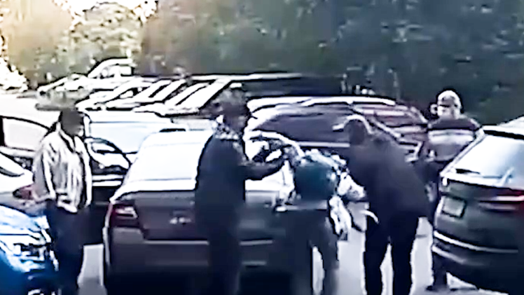 Video Nga bắt 3 nghi phạm đặt chất nổ ám sát lãnh đạo tập đoàn quốc phòng