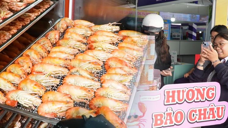 Độc lạ khô tôm càng Cà Mau