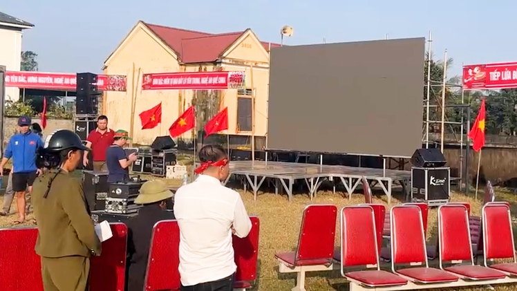 Quê nhà Đình Bắc 'tiếp lửa' U23 Việt Nam, người thân nhắn gửi: Bắc ơi ghi bàn