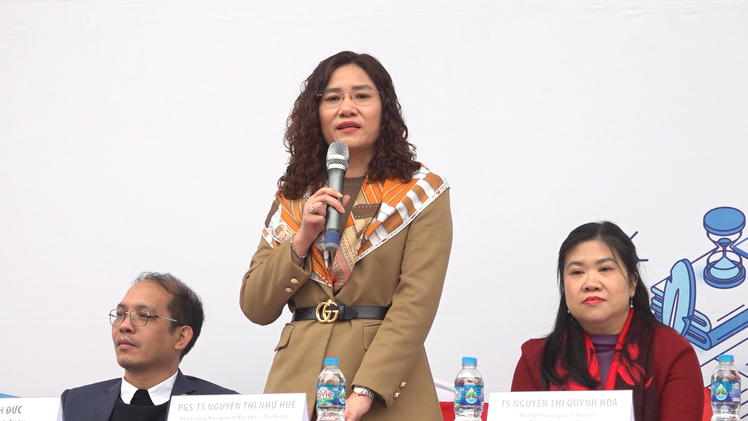 Thầy cô giải đáp băn khoăn khi học sinh lo tổ hợp truyền thống C00, A00 đang 'biến mất'