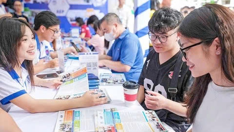 Nhiều thông tin mới tại các ngày hội tư vấn tuyển sinh 2026