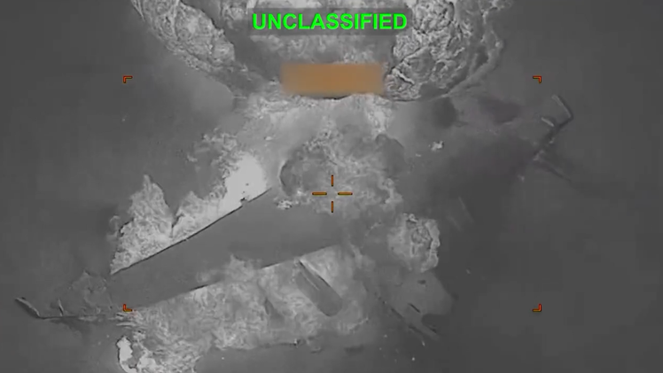 Mỹ công bố video tấn công bằng tên lửa, làm cháy nhiều máy bay của Iran