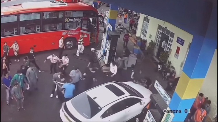 Góc nhìn trưa nay: Côn đồ nơi công cộng, vì sao mâu thuẫn nhỏ dễ bùng phát thành bạo lực?