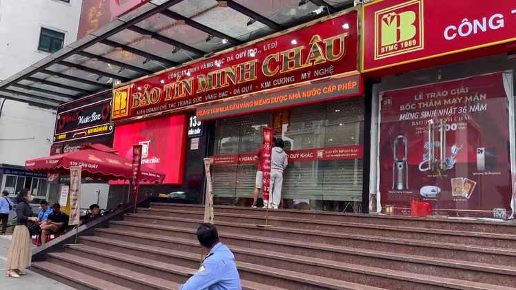 Sau khi đột ngột đóng cửa, Bảo Tín Minh Châu thông báo giao dịch trở lại từ trưa 26-3