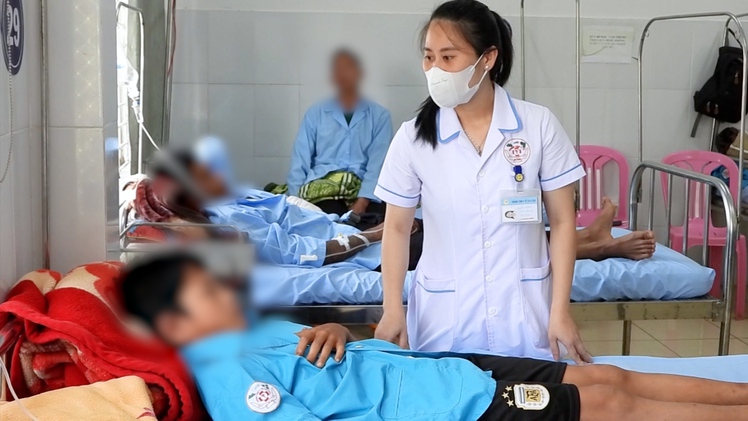 83 người nghi ngộ độc sau khi ăn bánh mì tại Đắk Lắk, Bộ Y tế yêu cầu điều tra