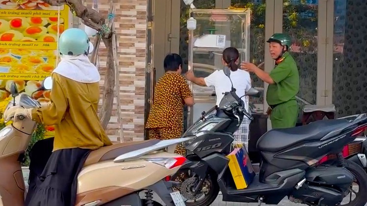 Thêm nhiều người nhập viện, nghi ngộ độc sau ăn bánh mì tại tiệm không tên ở Vũng Tàu