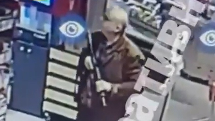 Video giây phút hung thủ xả súng khiến nhiều người chết tại Ukraine