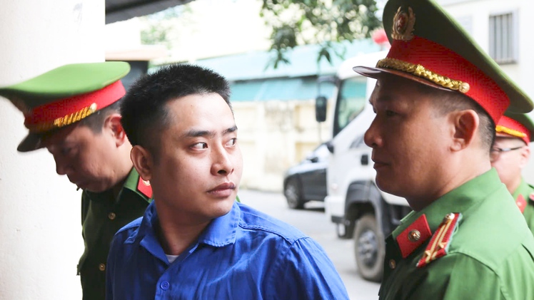 Bùi Đình Khánh và đồng phạm trong vụ buôn ma túy bắn chết thiếu tá công an hầu tòa
