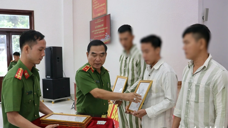 Gần 10.000 phạm nhân được đặc xá dịp 1-6