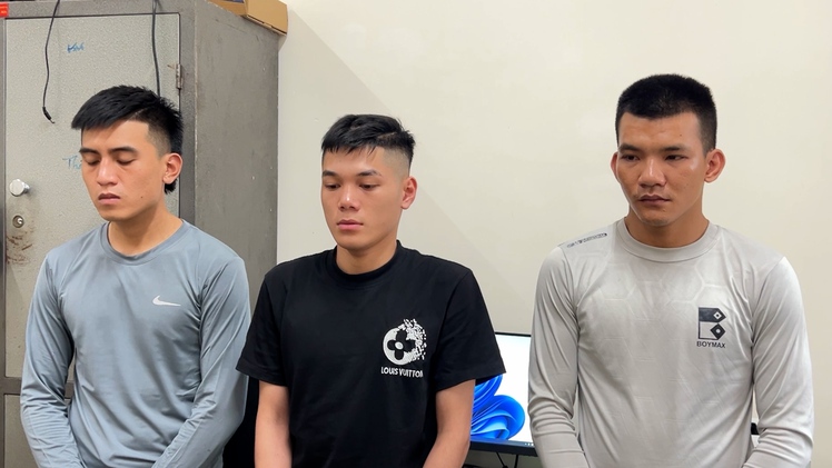Án mạng do mâu thuẫn trong lúc nhậu tại quán bar ở Quảng Ngãi, khởi tố 3 thanh niên