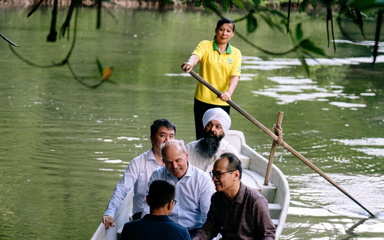 Canada’s Secretary of State for International Development tours Ho Chi Minh City mangrove biosphere reserve