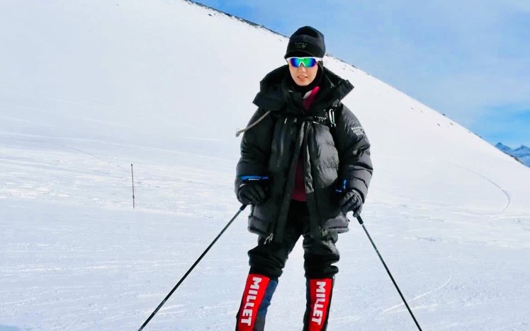 First Vietnamese woman completes Seven Summits