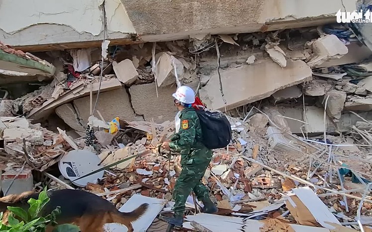 Vietnamese rescue team recovers 8 earthquake victims in Venezuela
