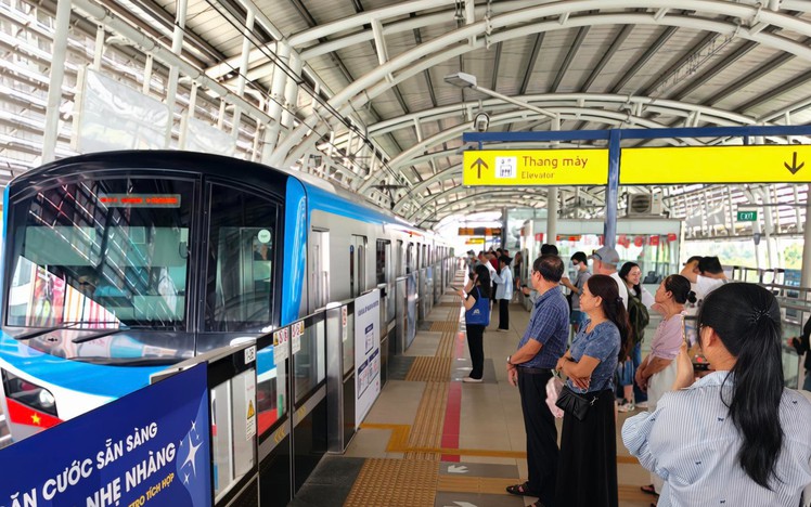 One ticket for your entire bus-and-metro trip? Ho Chi Minh City is considering it