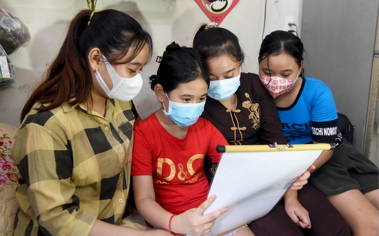 Tưởng niệm nạn nhân mất vì COVID-19 và những bài học