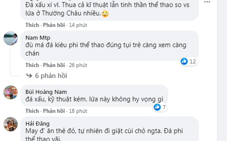 Hiệp 1 vừa xong, U23 Việt Nam bị nói... 'đá xấu'