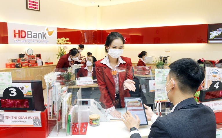 HDBank chuẩn bị chia cổ tức tỉ lệ 25%, ước lợi nhuận 6 tháng vượt kế hoạch