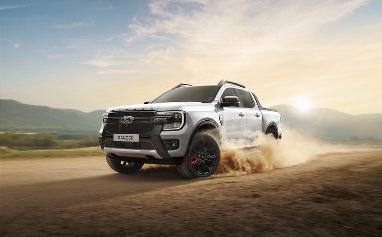 Ford Ranger Stormtrak ra mắt Việt Nam, củng cố địa vị vua bán tải