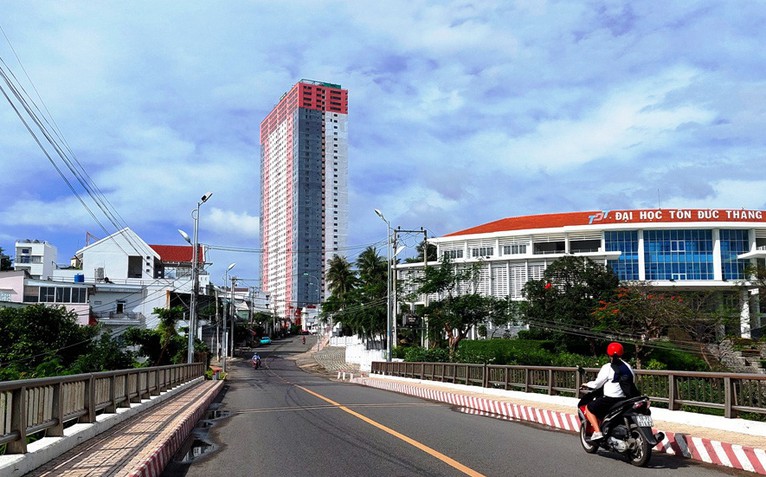 Chưa cấp giấy tờ cho người mua chung cư vì vướng nhiều thủ tục