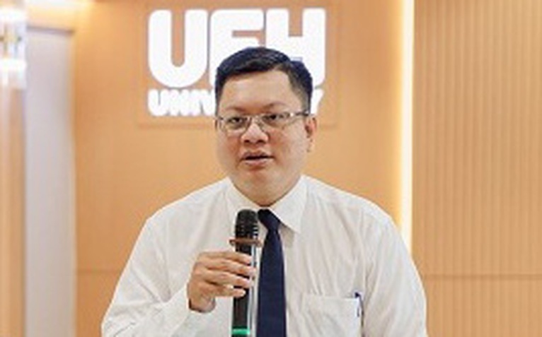 PGS.TS Phạm Quang Huy thôi chức phó trưởng ban đào tạo Đại học Kinh tế TP.HCM