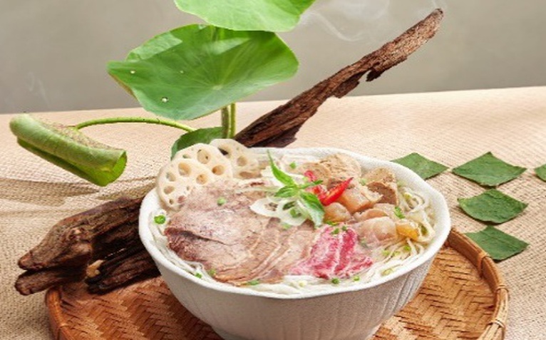 Phở Sen SASCO: Tinh hoa ẩm thực Việt xuất ngoại, chinh phục Singapore