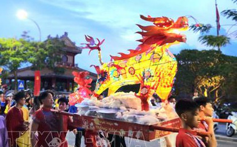 Khai mạc Ngày hội quảng diễn Lân - Sư - Rồng và rước đèn Trung thu