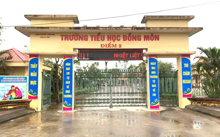 Trường tiểu học khẳng định không vận động 'cào bằng' như phụ huynh nói