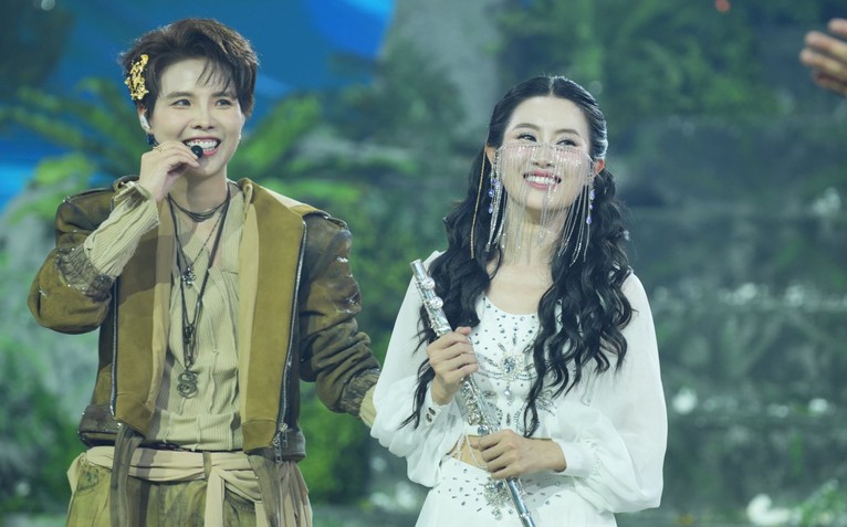 Đội Vũ Cát Tường và B Ray quyết chiến trong Anh trai say hi
