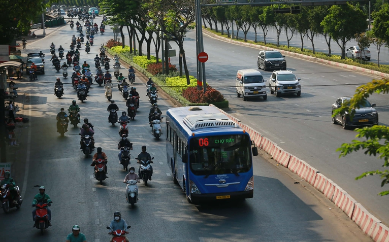 Trung tâm Giao thông công cộng TP.HCM: Xe buýt CNG vẫn đang chạy bình thường