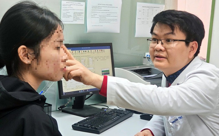 Làm đẹp cấp tốc, bất chấp để đi chơi Tết, giờ 'cấp tốc' đi viện